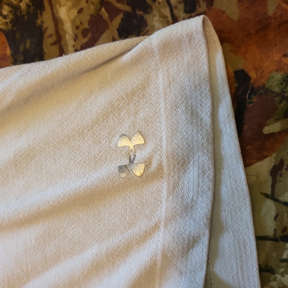 UA workout tanks - Picture 3 of 3